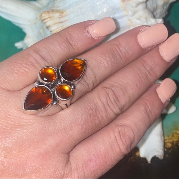 Sale * Topaz handcrafted Renaissance ring - Picture 8 of 9